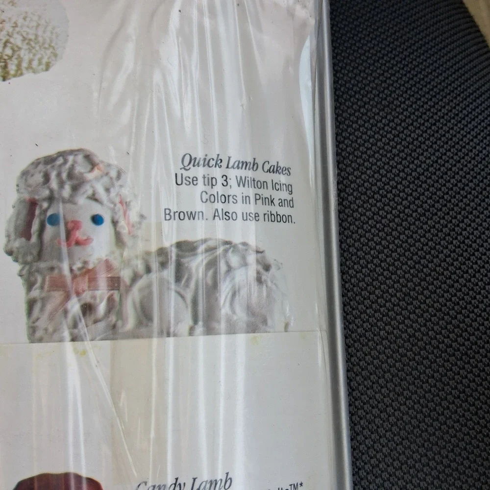 Vintage NOS 90s Wilton Mini Lamb Cake Pan Candy Molds NEW